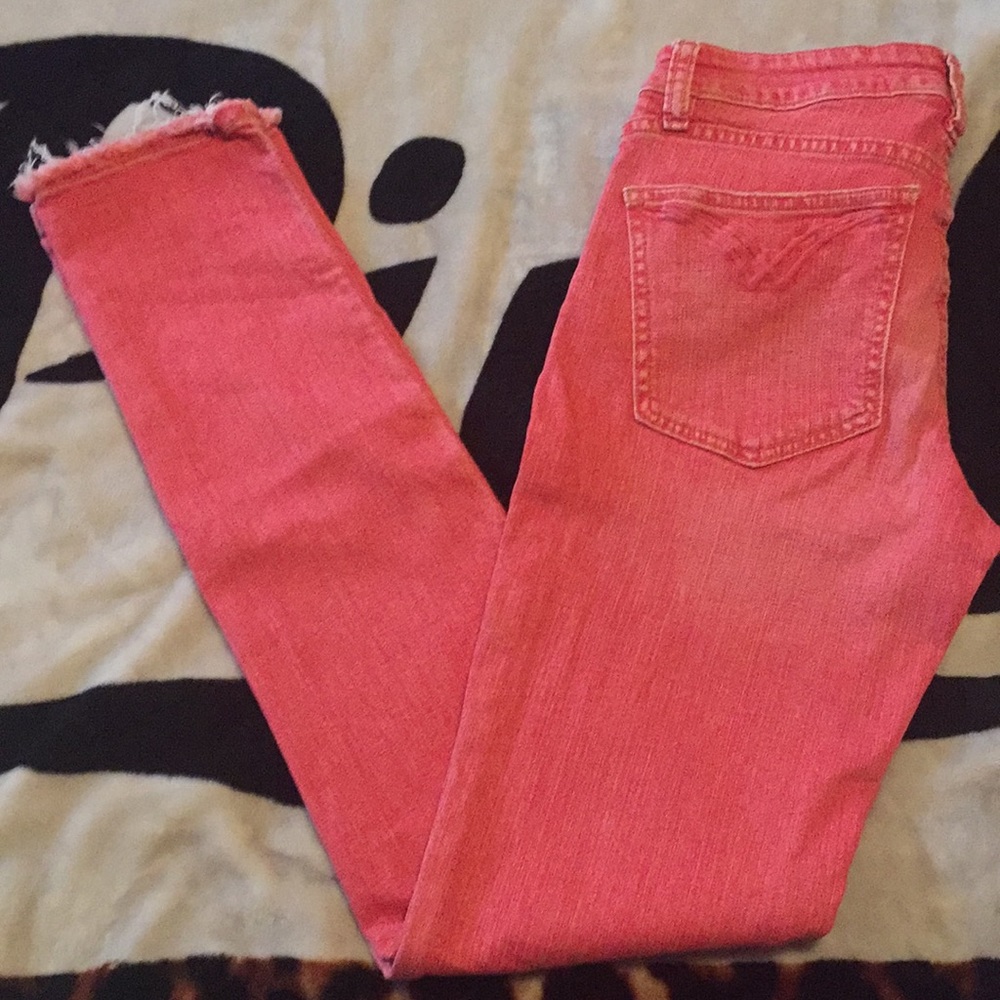 NWOT Salmon colored jeans!